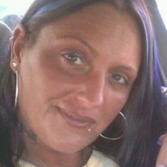 Meet your Posher, Karalyn - Picture 2 of 4